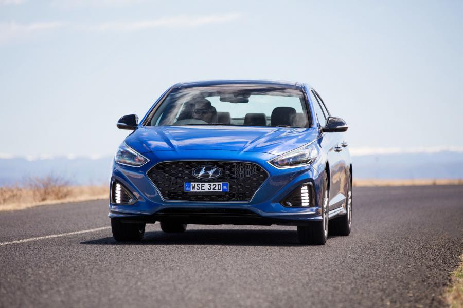  Hyundai Sonata 2.0T Premium (LF) 2017 года  (AU) (фото 18 из 30)